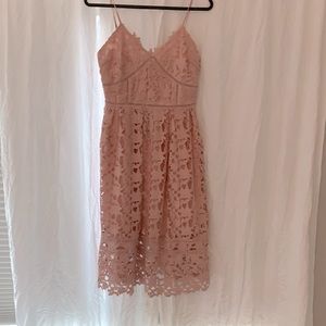 Light Pink Midi Lace Dress- size M